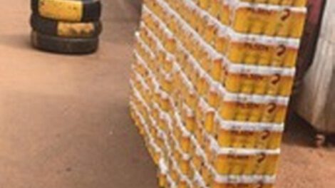 Comisón de mercancía de contrabando por la Aduana Nacional