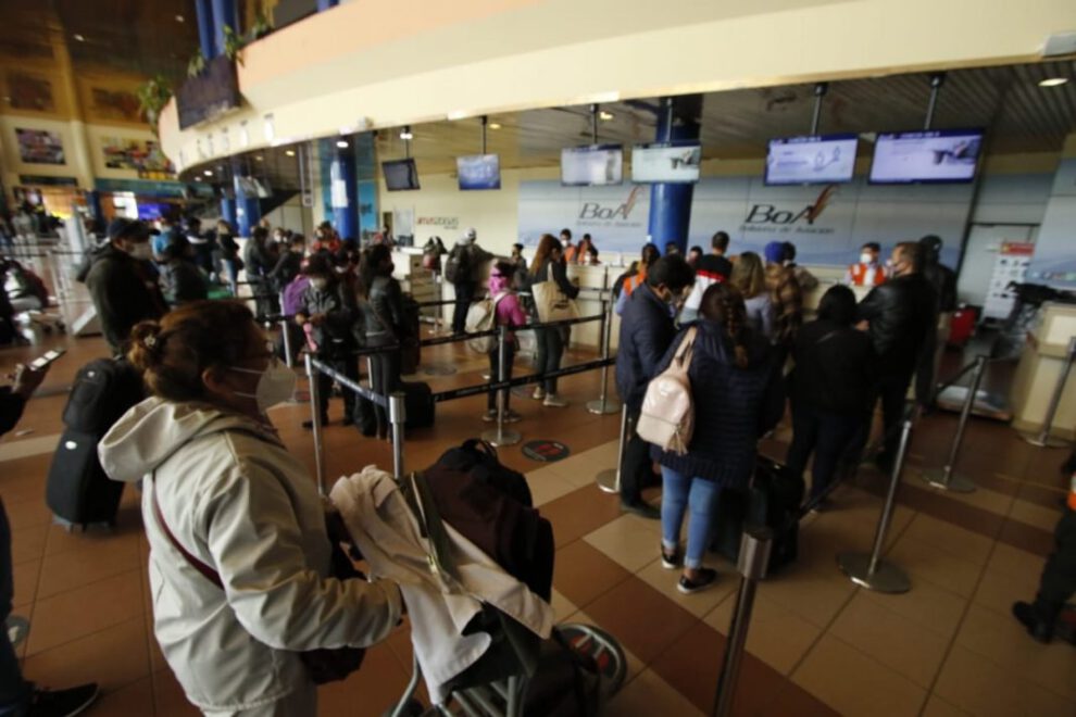 Paro indefinido de Aasana afectará vuelos en todos los aeropuertos del país
