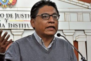 Renuncia de Iván Lima tras verificación de Susana Rivero