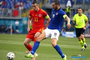 Italia vence a Gales en la Eurocopa