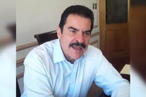 Alcalde de Cochabamba plantea vacunación Covid-19 desde los 18 años