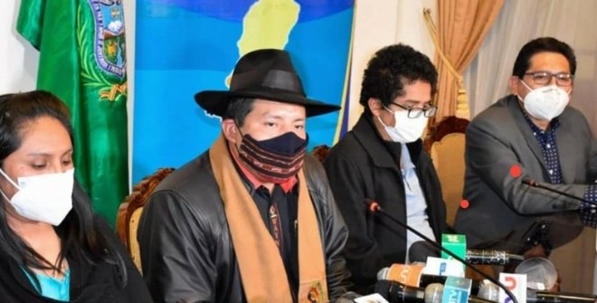 Gobernador de La Paz en conferencia de prensa sobre vacunas Covid-19