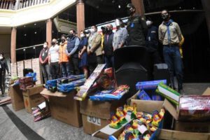 Prohibición de fogatas y venta de juegos pirotécnicos en Cochabamba