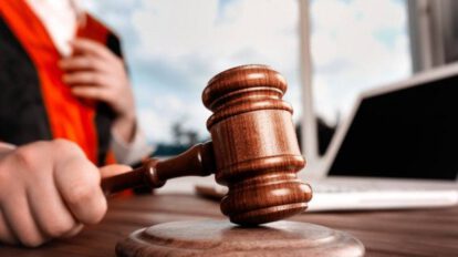 Retardación de justicia sancionada con cárcel