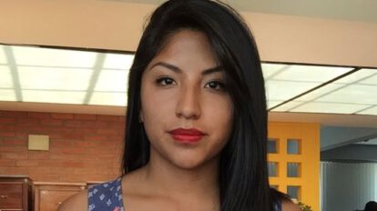Vacunación de Eva Liz Morales en la Caja Bancaria