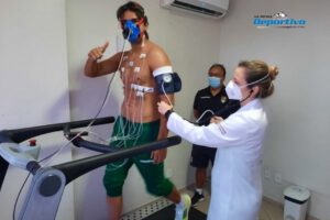 Marcelo Martins durante las pruebas físicas a las que se sometió