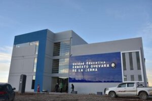 Maestros sin ítem en Oruro