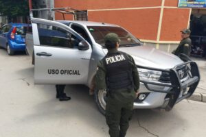 Vehículo oficial interceptado en Pocoata