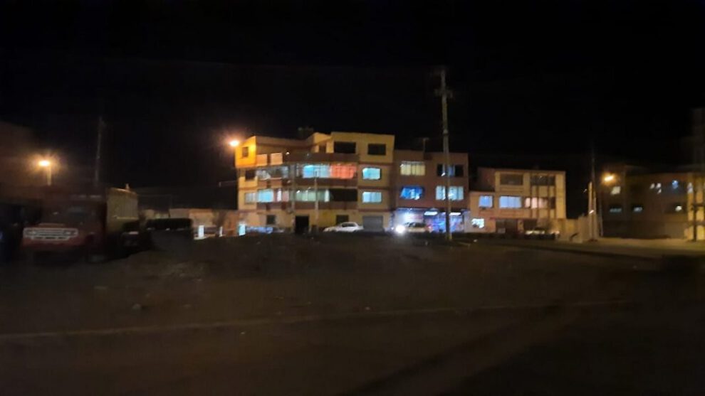 Falta de iluminación y señalización en Oruro