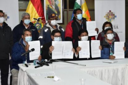 Acuerdo Aasana Gobierno en conferencia de prensa