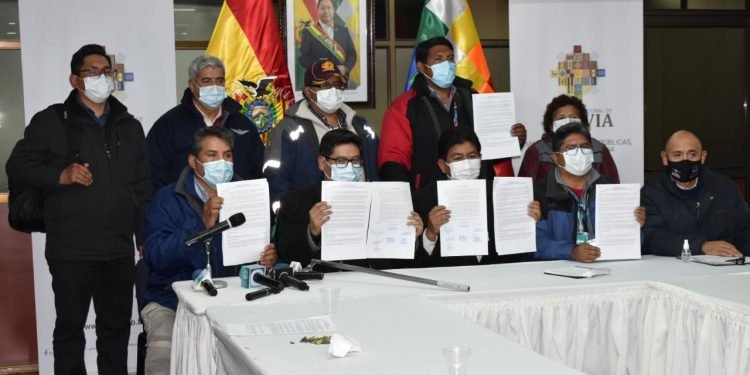 Acuerdo Aasana Gobierno en conferencia de prensa