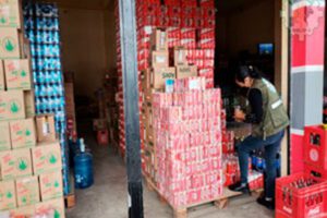 Bebidas alcohólicas de contrabando destruidas por Senasag en Cochabamba