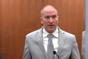 Derek Chauvin sentencia por el homicidio no intencional de George Floyd