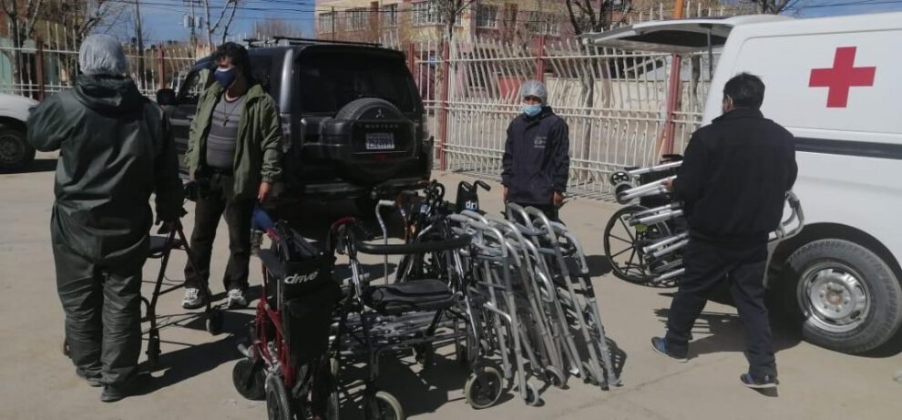 Donación de insumos médicos por Rotary Club Oruro a centros de salud