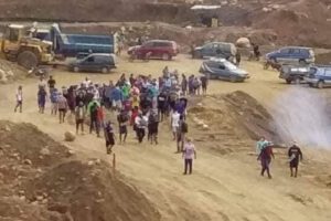 Enfrentamiento en Mapiri entre comunarios y cooperativistas