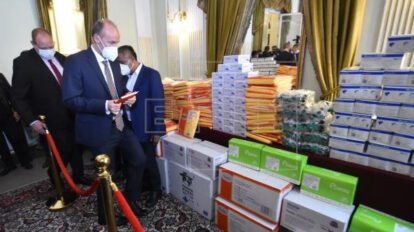 Donación insumos médicos de España a Bolivia