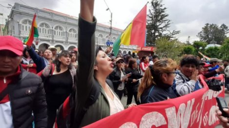 Magisterio de Oruro pide la renuncia de las máximas autoridades de educación