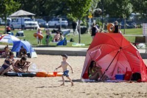 Ola de calor en Canadá afecta a 130 personas