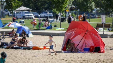 Ola de calor en Canadá afecta a 130 personas