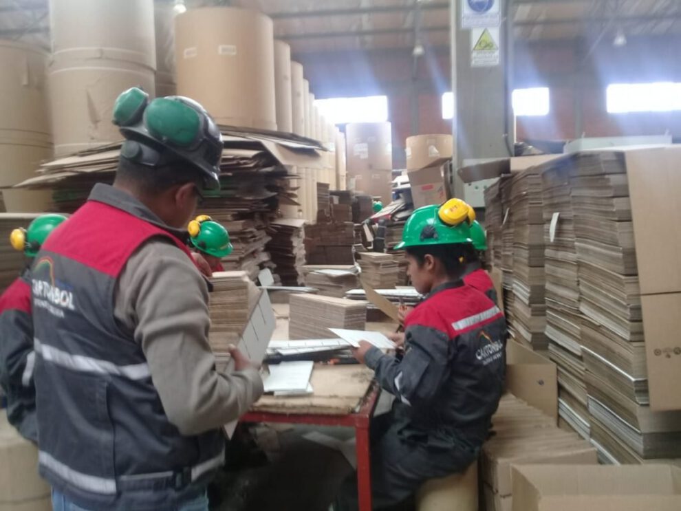 Trabajadores de Cartonbol