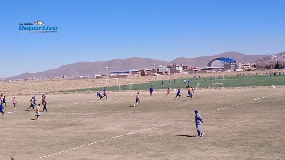 Entrenamiento de San José en el complejo Húngaros del 55