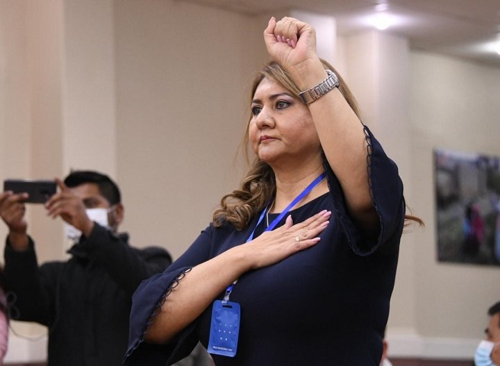 Silvia Gallegos deja a Arce decidir sobre su cargo