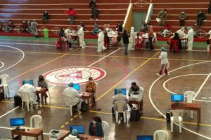 Proyectan instalar 30 puntos de vacunación en La Paz