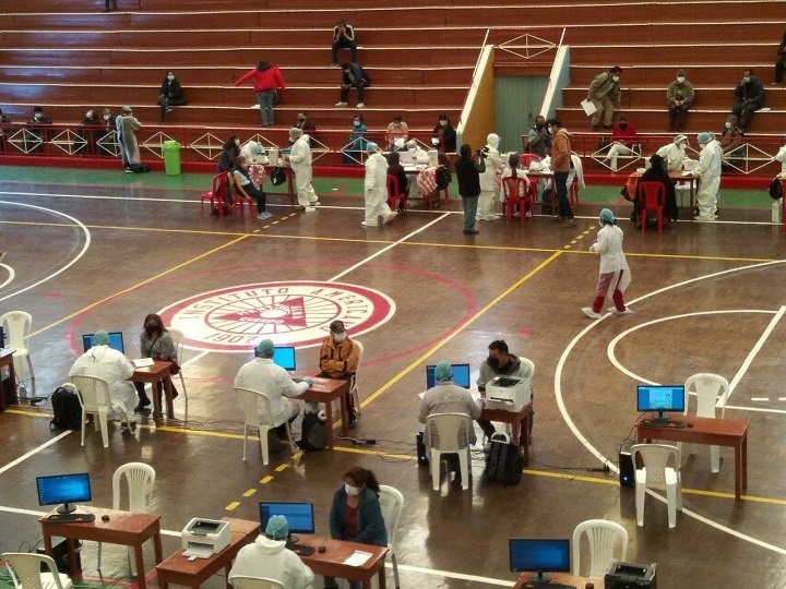 Proyectan instalar 30 puntos de vacunación en La Paz