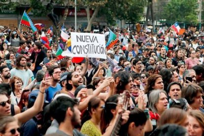 Convención Constituyente Chile redactando nueva Constitución