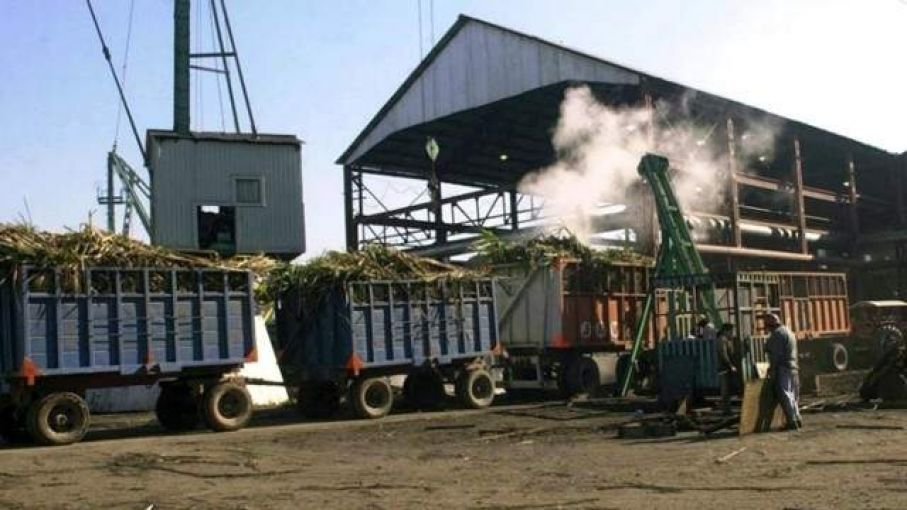 Bloqueo de carreteras por productores cañeros y algodoneros
