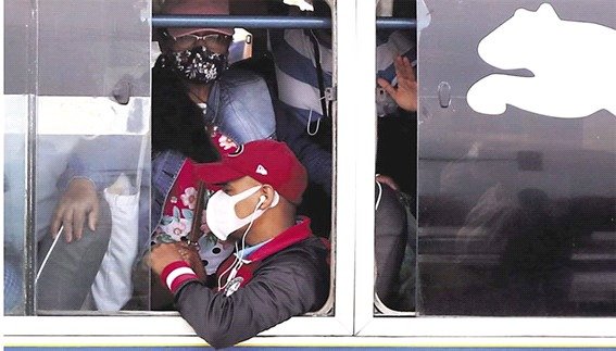 Brigadas de vacunación para transportistas en Santa Cruz