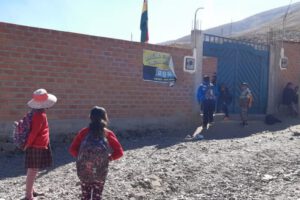Condiciones educativas en Oruro en la escuela Agua Milagro