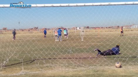 Entrenamiento del equipo San José en el complejo Húngaros del 55