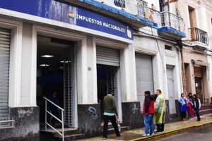 Extorsión a servidor público en Cochabamba