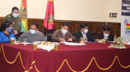 Ampliación del alcantarillado de Sabaya beneficiará a 420 familias