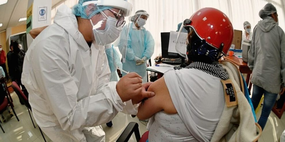 Vacunación contra el Covid-19 en Bolivia