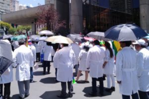 Cierre de fronteras por variante Delta en el sector salud