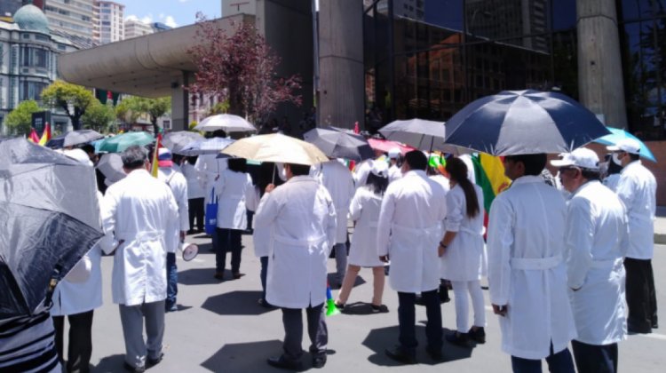 Cierre de fronteras por variante Delta en el sector salud