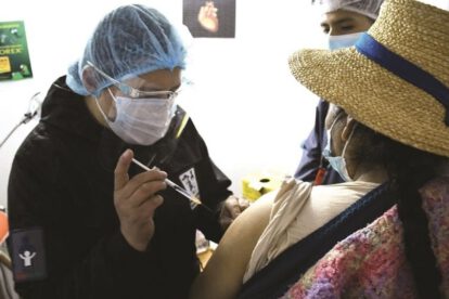 Vacunación contra el Covid-19 en Potosí