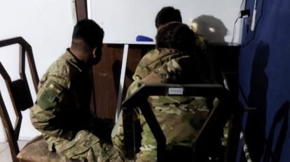 Militares ebrios en La Paz