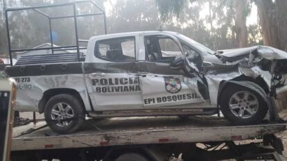 Robo de vehículo policial en La Paz