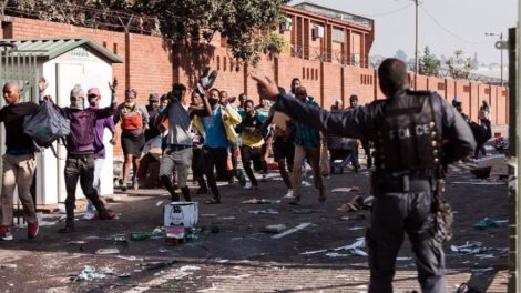 Violencia en Sudáfrica durante disturbios por Jacob Zuma