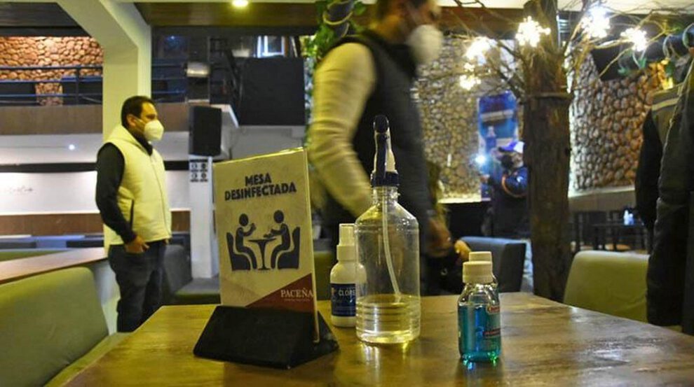 Locales nocturnos Cochabamba presentan protocolo de bioseguridad