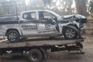 robo de vehículo policial