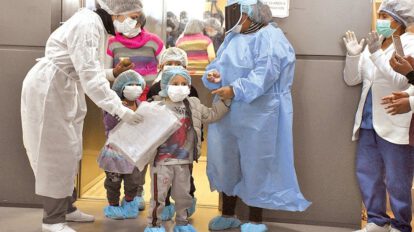Niños son dados de alta tras vencer el Covid-19 en la ciudad de Cochabamba