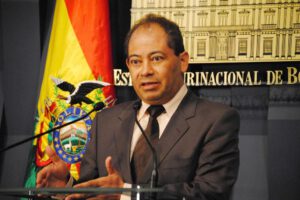 Carlos Romero asegura que nunca se pidieron pertrechos militares