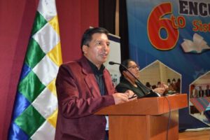 Colegios presenciales en Bolivia según el ministro de Educación, Adrián Quelca