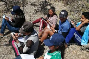 Conexión a internet para estudiantes que recorren 15 km en busca de señal