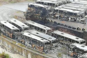 Responsables de quemar buses PumaKatari identificados