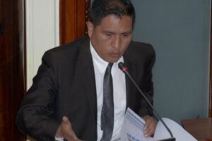 Ministro de Salud Jeyson Auza investiga donaciones Covid-19